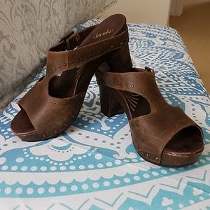 Dansko super cute open toe sandal/clog